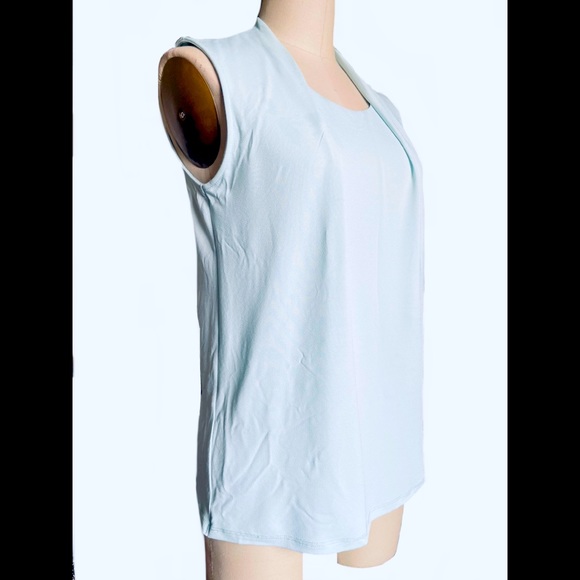 Women’s Turid Sleeveless Top - Picture 3 of 3